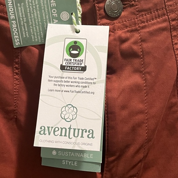 NWT Aventura Raleigh Pants. Size 8. Color is Brownnout.Sustainable Fabric! - Picture 4 of 9